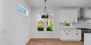 Stunning 4 Bedroom Home w/ Rooftop Deck Close to Downtown Nashville Gallery 9