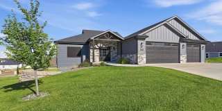 3911 Travers Cir Gallery 1