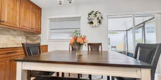 Discover the perfect Naples Park rental just minutes from the beach. Gallery 9