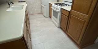 4 beds, 2 baths, 2 car garage . Boulder City RV parking Gallery 22