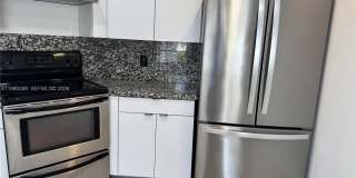 17340 NW 63rd Ave Gallery 10