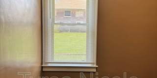 4915 Maplewood Avenue Gallery 24