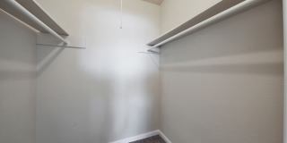 Colonial Gallery 28