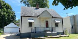 2 Bedroom, 1 Bath Home  Garage Available in Peoria IL! Gallery 1