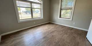 2Bed/1Bath Available Gallery 9