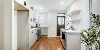 4BR Lancaster Home in School District | Modern Kitchen, Hardwood Floors & Central Air!! Gallery 8
