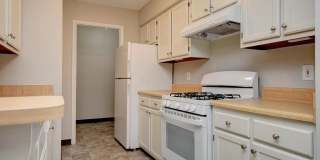 2245 Hedgerow Road Gallery 3