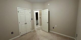 809 Overview Circle Gallery 25