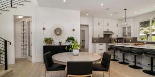 19067 Sprague Street Gallery 6