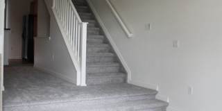 Beautiful 3 BR/3 1/2 BA Townhouse in Stonegate!! Gallery 4