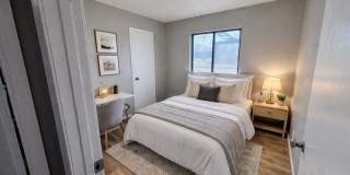 1200 Meadow Ln Gallery 1