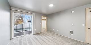 Oak Park Village Apartments Gallery 19