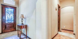 Westside area (Completely Furnished) Beautiful 4 bed/3 baths Westside area (Completely Furnished) Beautiful 4 bed/3 baths Gallery 32