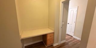2/2 Oakleaf Townhome! Amenities! Garage Parking! Gallery 5