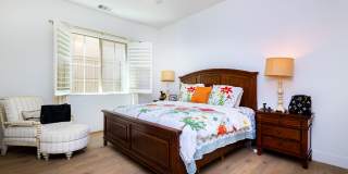 Gorgeous Custom Upgraded Serrano Home! Gallery 22