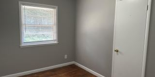 1072 Hudson Avenue Gallery 4
