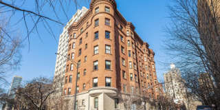 1210 N Astor Street unit: 3A Gallery 1