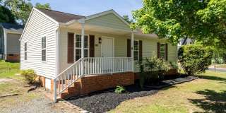 Three Bedroom Home Move in ready! Gallery 1