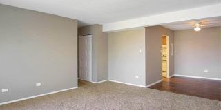 Riverwood Apartments Gallery 16