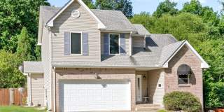 Pet Friendly Three Bedroom! Gallery 3