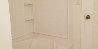 3940 IVORY Gallery 6