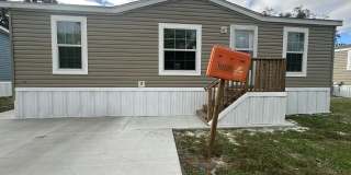 1658 Coldwell St Gallery 1