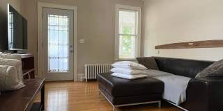 Charming, Sweet Home For Rent! Gallery 1