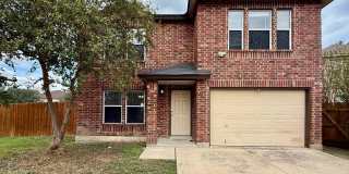 Incredible 3 bed/2.5 bath Home Located in a Beautiful Cul-de-sac! Gallery 1