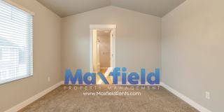 LEASE SPECIAL - 3BD, 2.5 BA, 2GA Draper townhome with super fast fiber internet Gallery 21