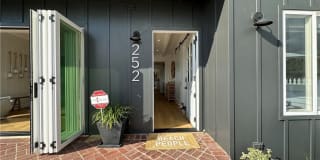 252 Grandview Street Gallery 2