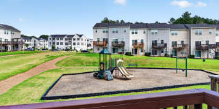 Available Now – 3-Bedroom End-Unit Townhome with 1-Car Garage in Townes at Courtney Creek, Durham Gallery 52