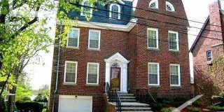 nice 4 bed in Newton Gallery 22