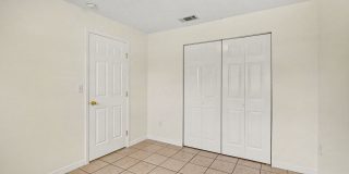 255 West Towne Pl Gallery 5