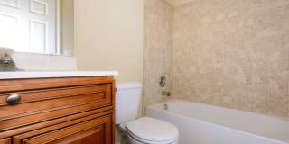 42983 SUNDANCE Square Gallery 21