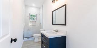 4709 Lee Street Gallery 4