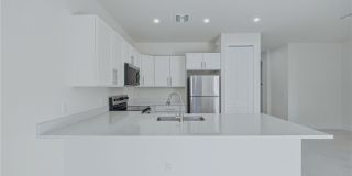 5428 Bristo Street Gallery 4