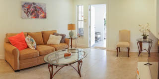 1425 Riverside Circle Gallery 31