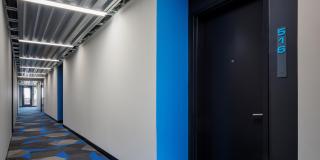 Kelvin Gallery 18