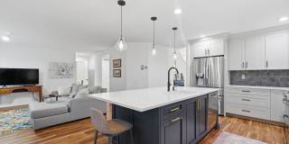 Beautifully Updated 5BR Home with Designer Kitchen, Main-Level Suite & Private Backyard Oasis Near Progress Ridge Gallery 15