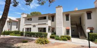 2 Bed 2.5 Bath Single House near Rainbow/Tropicana Gallery 1