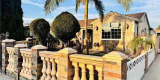 2138 North Frederic Street Gallery 1