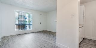 Rise Lakeside Gallery 49