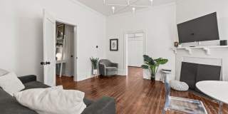 Lower Unit Available May 4 Gallery 13