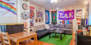 Amazing South Side Flats luxury remodel Gallery 10