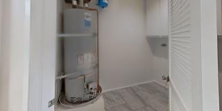 2/Bedroom Townhome in West Hills! Gallery 21