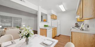 Savannah House of Guthrie - Senior Housing Gallery 4