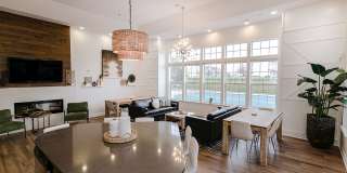 Randall Highlands Apartment Homes Gallery 21