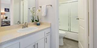 Three Crown Gallery 19