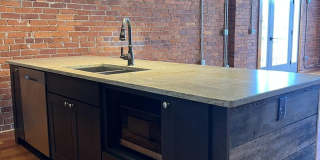 431 S Columbus Street Gallery 5