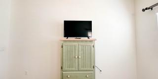 COMING SOON! * RARE OPPORTUNITY * SENIOR (55+) ROOM FOR RENT IN PRISTINE GATED COMMUNITY IN MENIFEE! Gallery 14